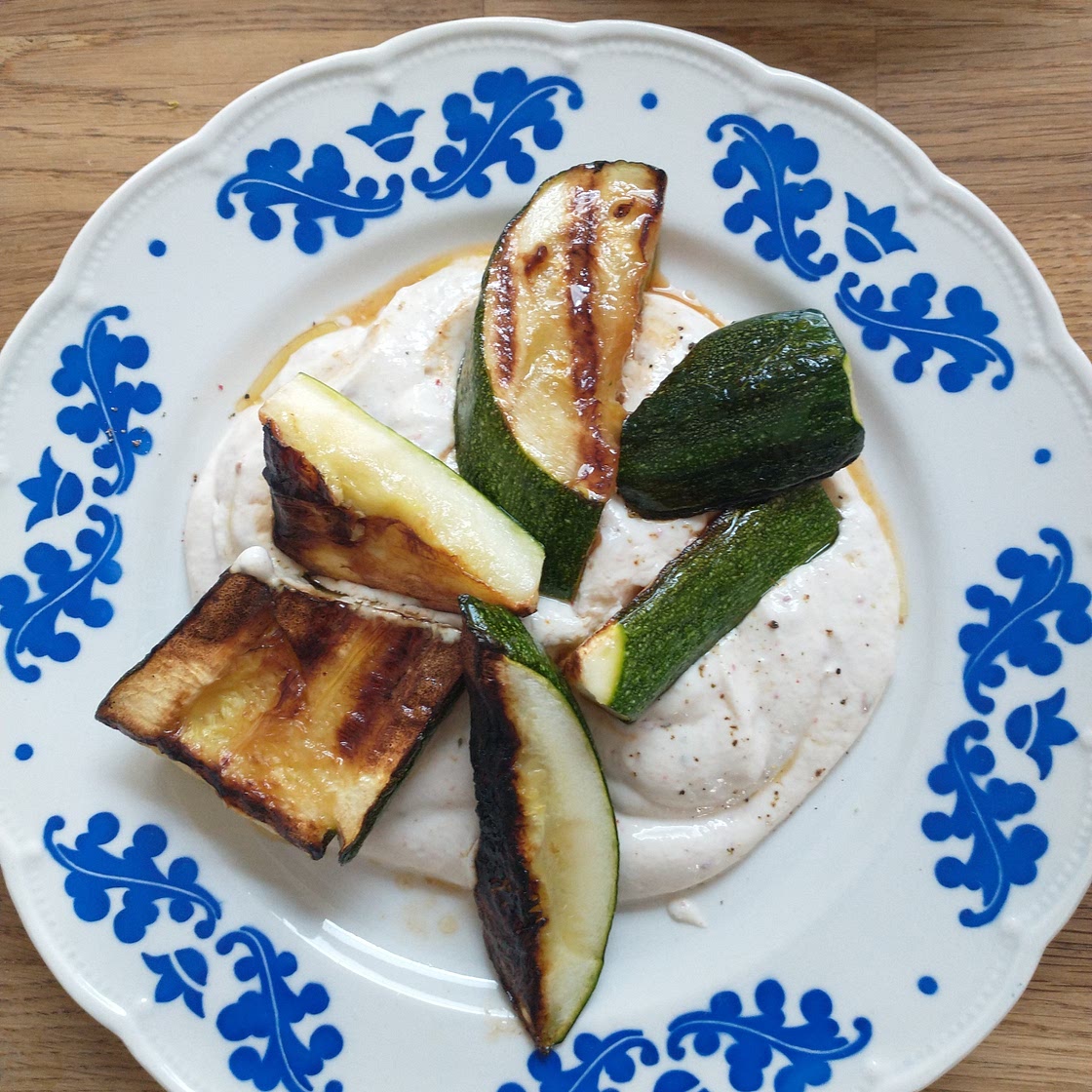Courgette grillée tahin