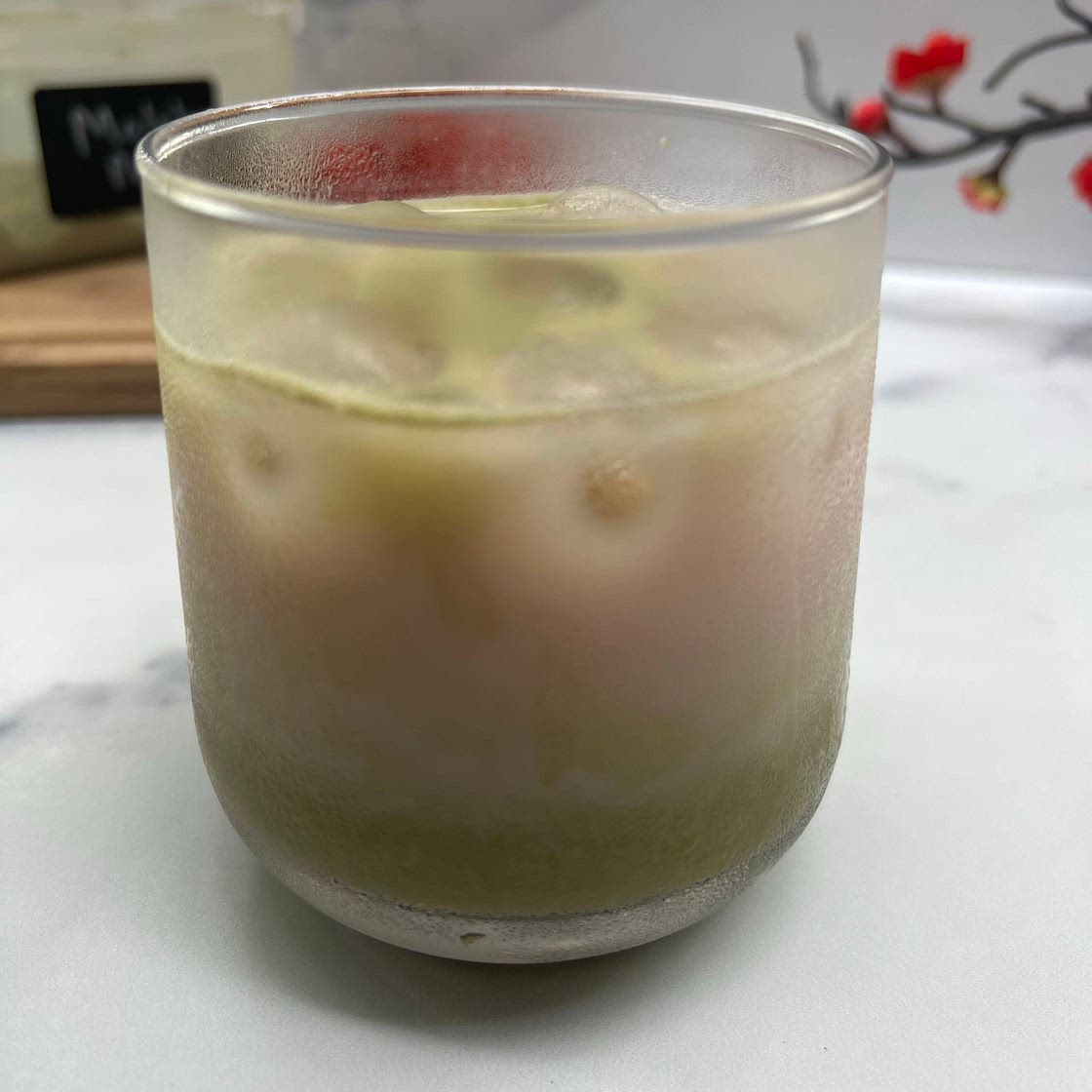 Strawberry Matcha Latta