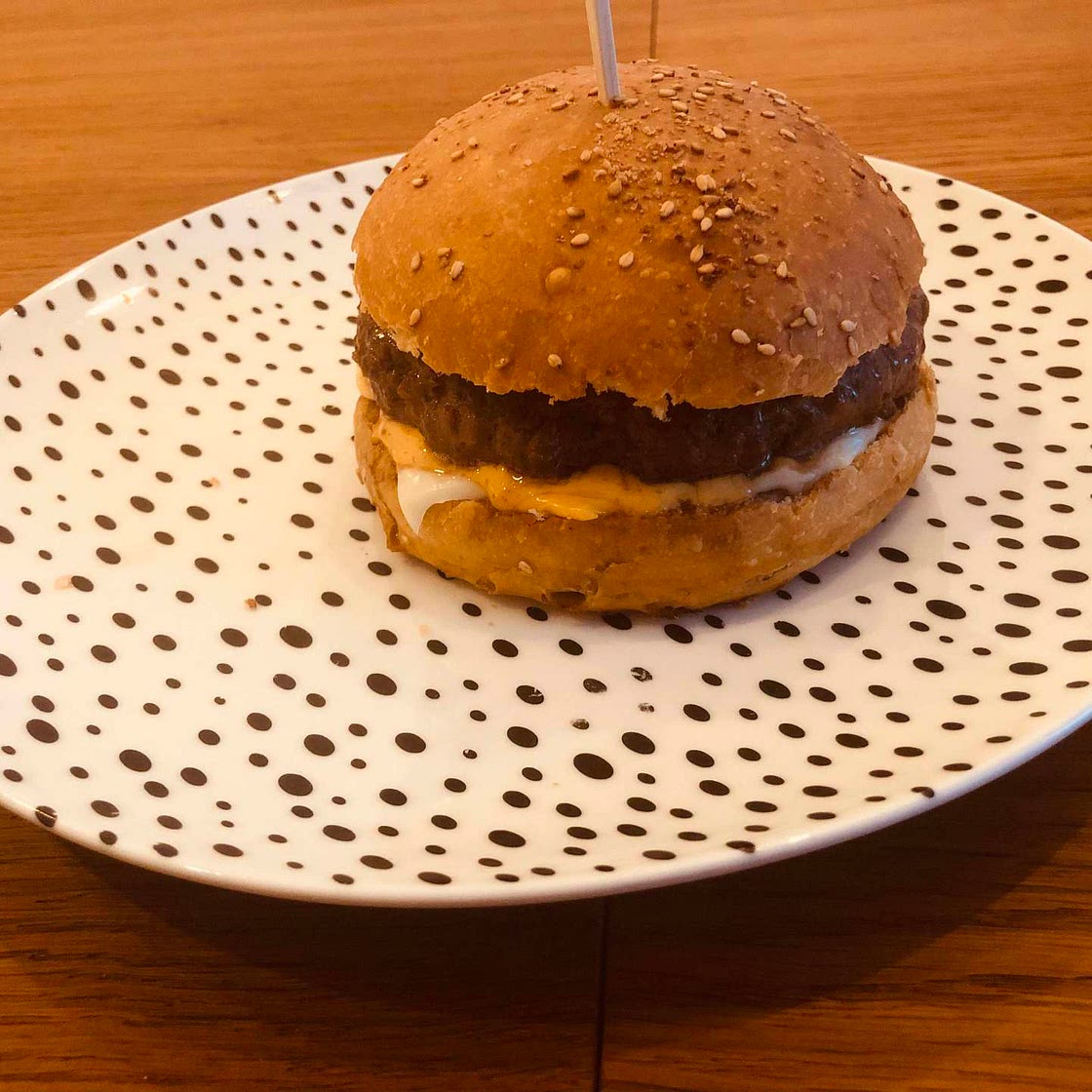 Burger buns with sesame seeds 🍔