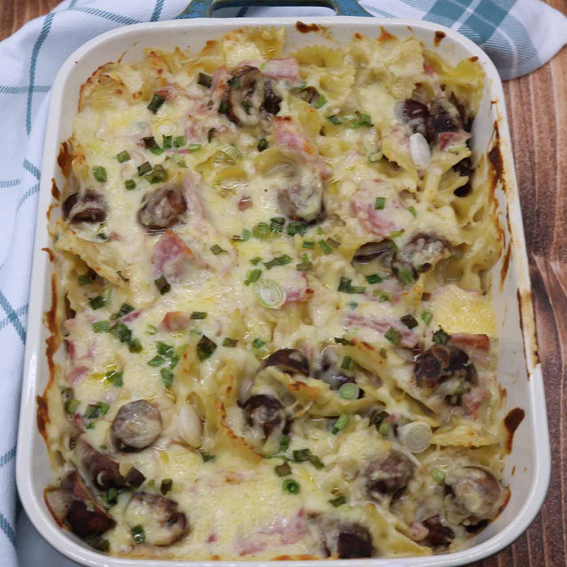 Creamy Ham and Mushroom Pasta Bake