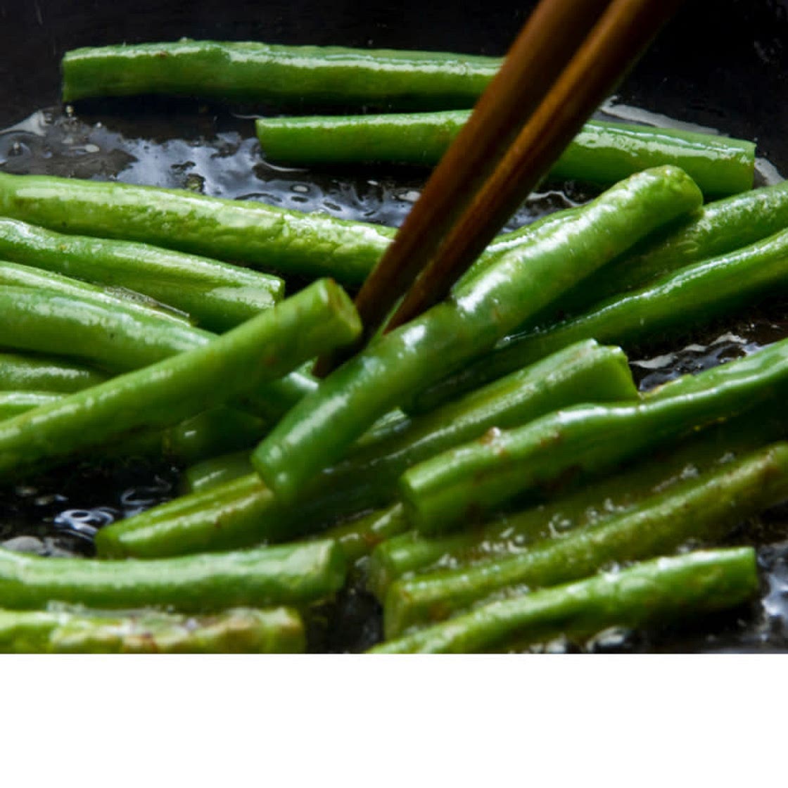 Garlicky green beans 
