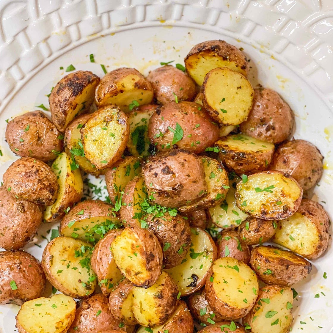 Crispy air fryer potatoes 