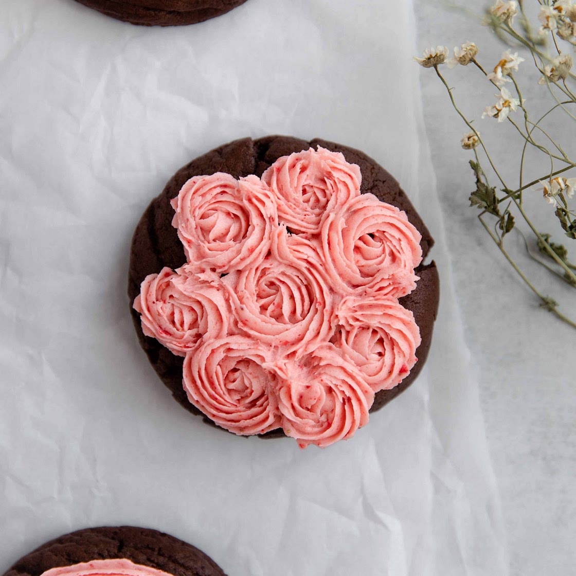 the bachelor chocolate covered strawberry cookie