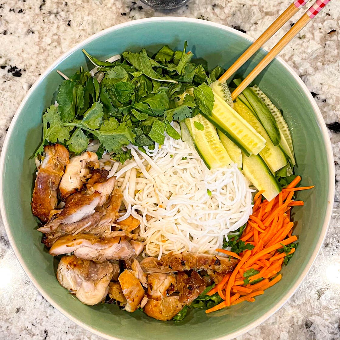 Bottom-Friendly Vietnamese Vermicelli Bowls