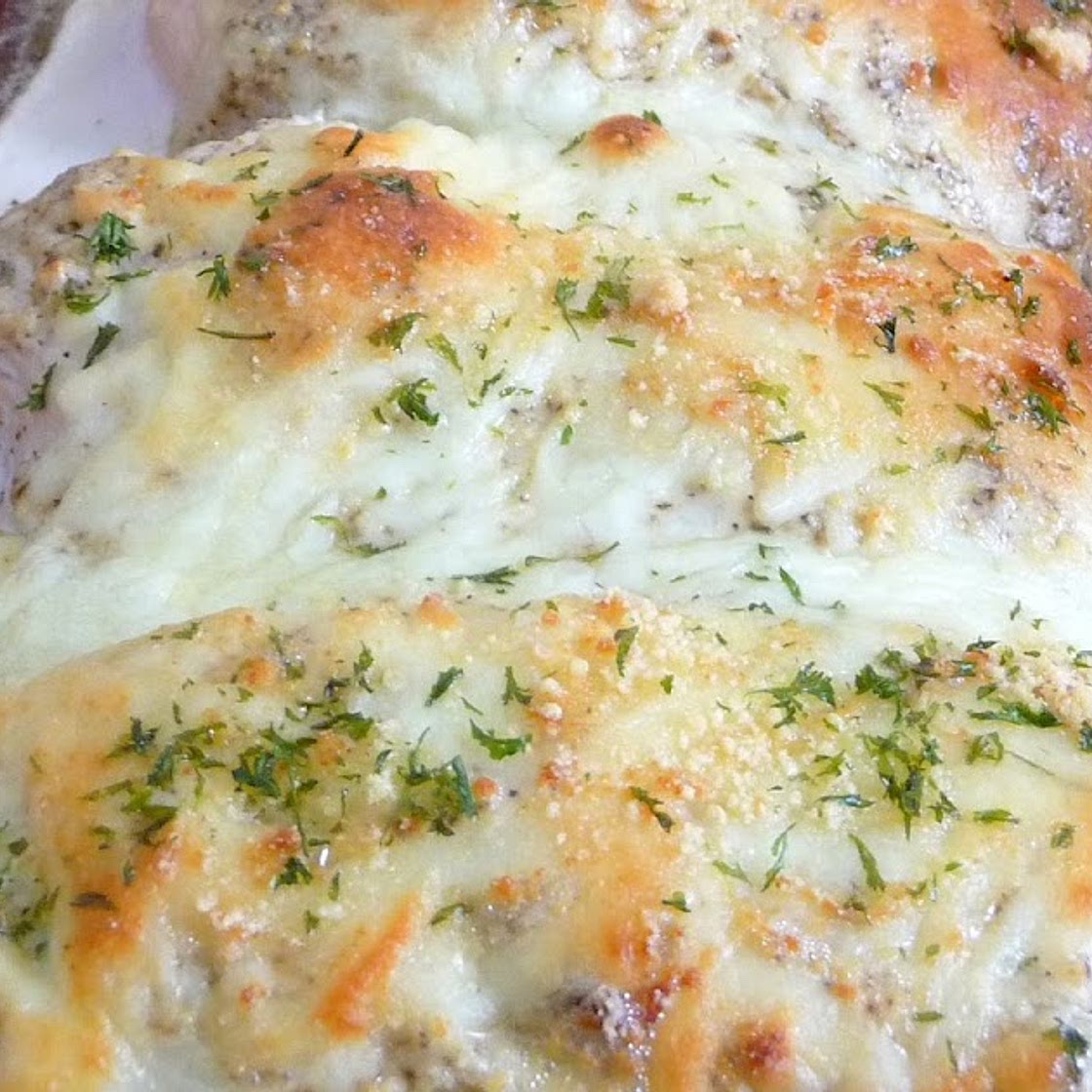 BAKED ITALIAN CHICKEN SMOTHERED IN PARMESAN SOUR CREAM