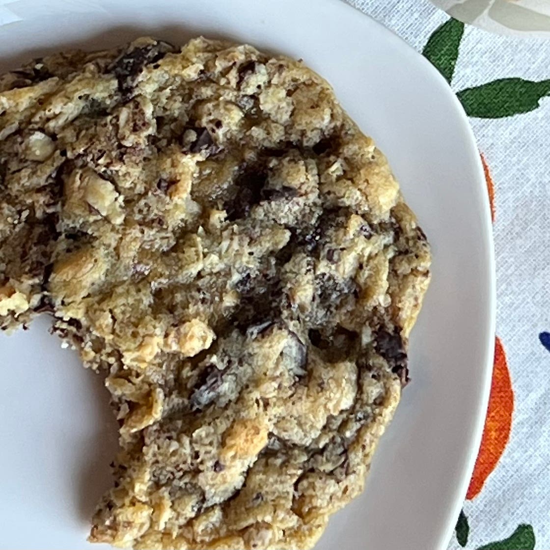 The Perfect Oatmeal Chocolate Chip Cookie