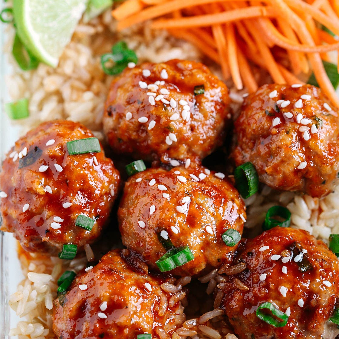 Honey Sriracha Glazed Meatballs