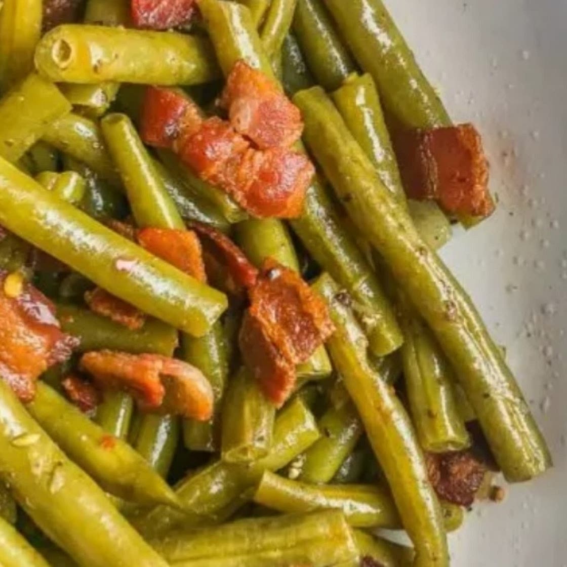 Bacon and brown sugar green beans