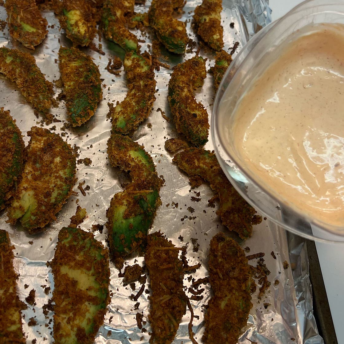 Keto Avocado Fries with Chipotle Mayo (Keto Avocado Fries Recipe)