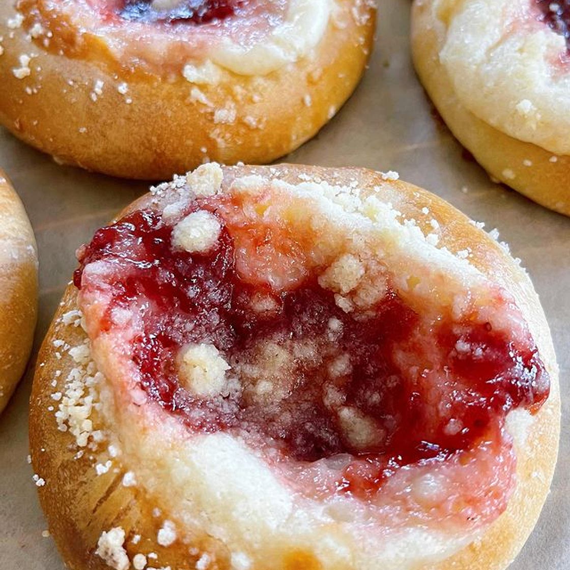 Cream cheese buns with homemade strawberry jam