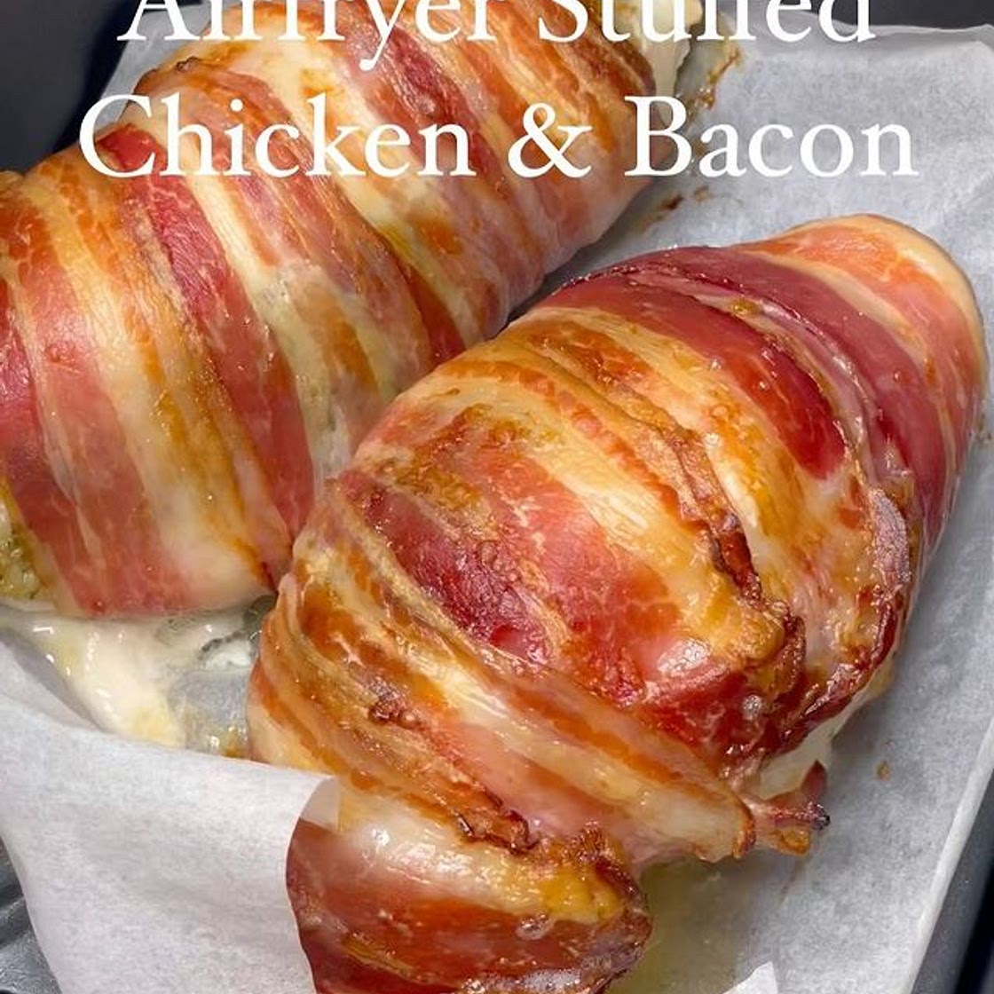 Air fryer Stuffed Chicken & Bacon with Spuds & Veg
