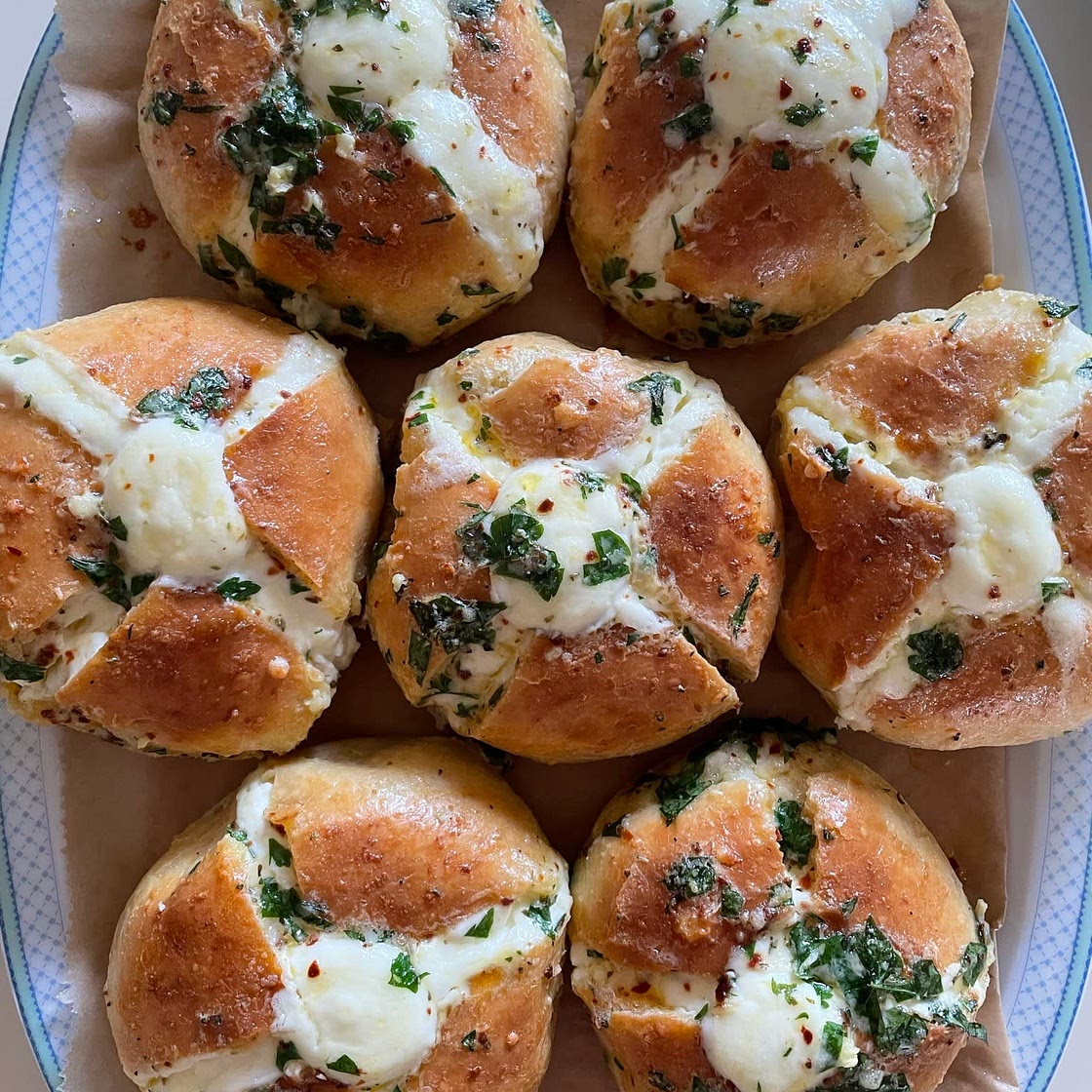 Garlic Cheese Bread (korean style)