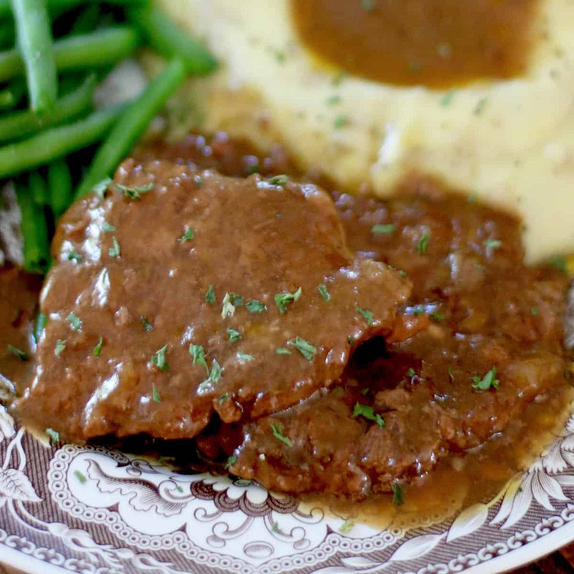 Crock Pot Cubed Steak (+Video)