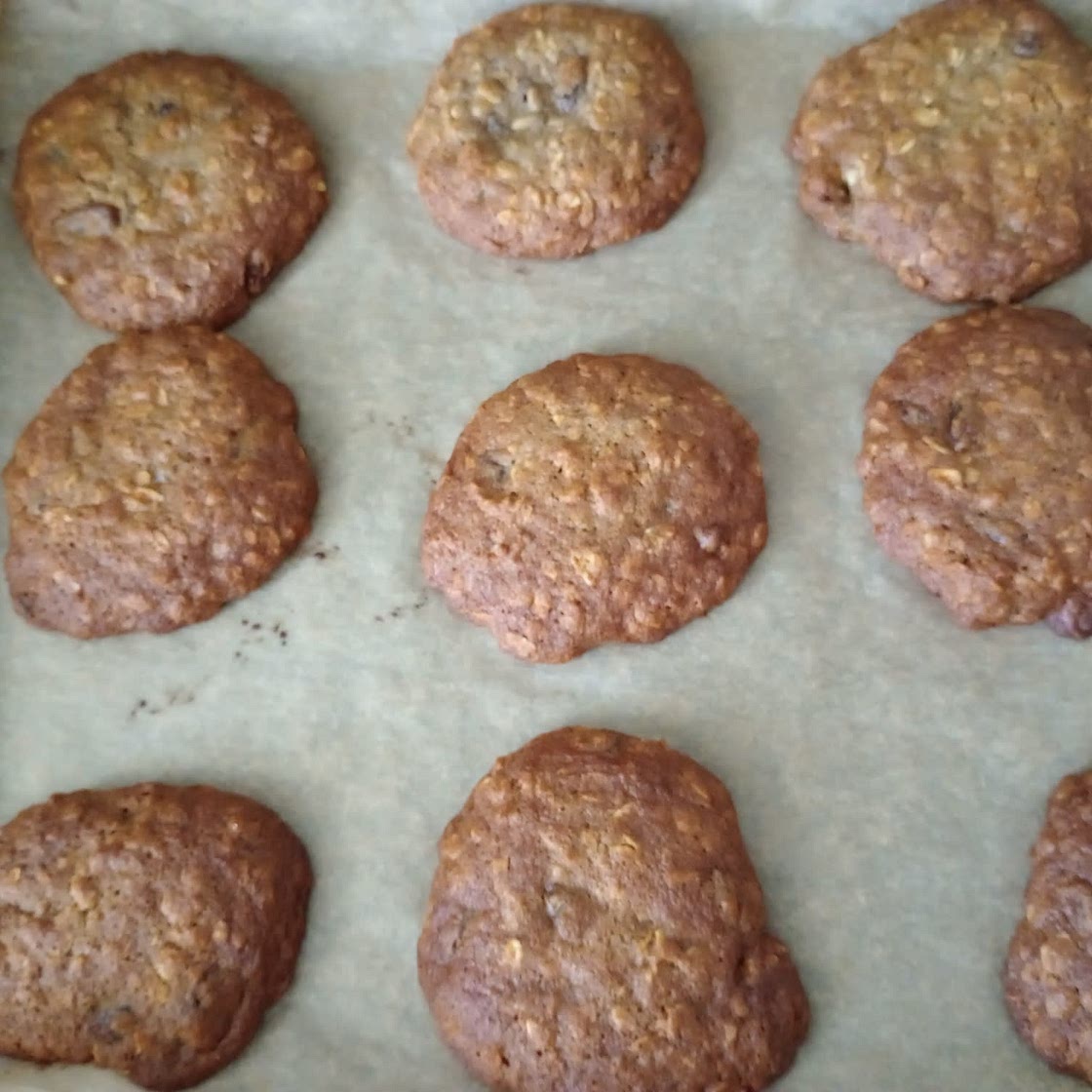 Soft and Chewy Oatmeal Raisin Cookies
