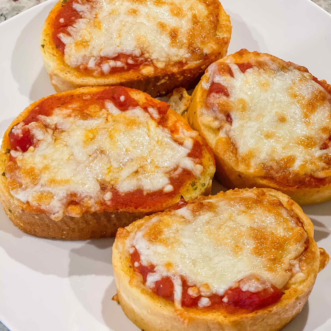 After school garlic pizzas toasts 
