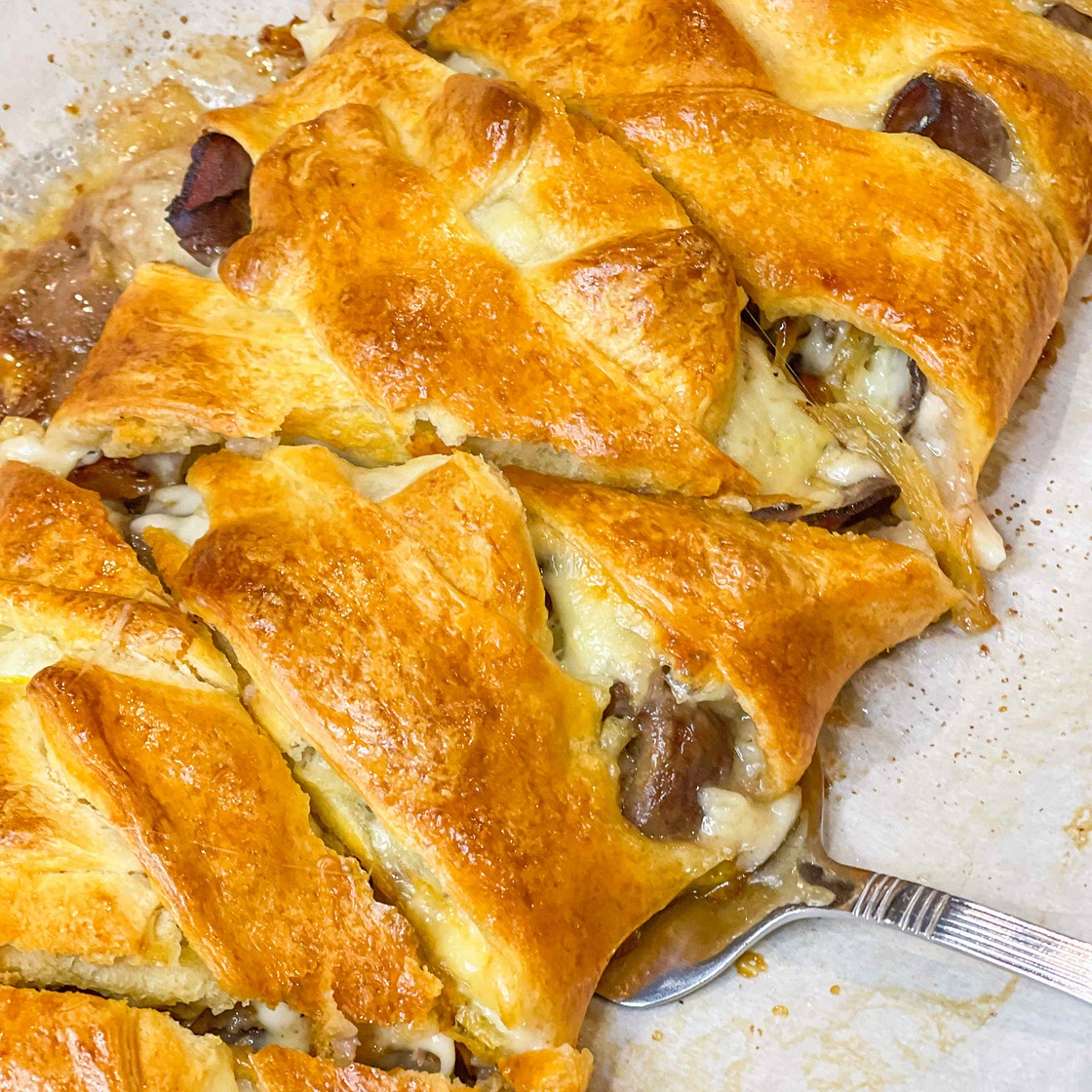 French dip crescent braid 