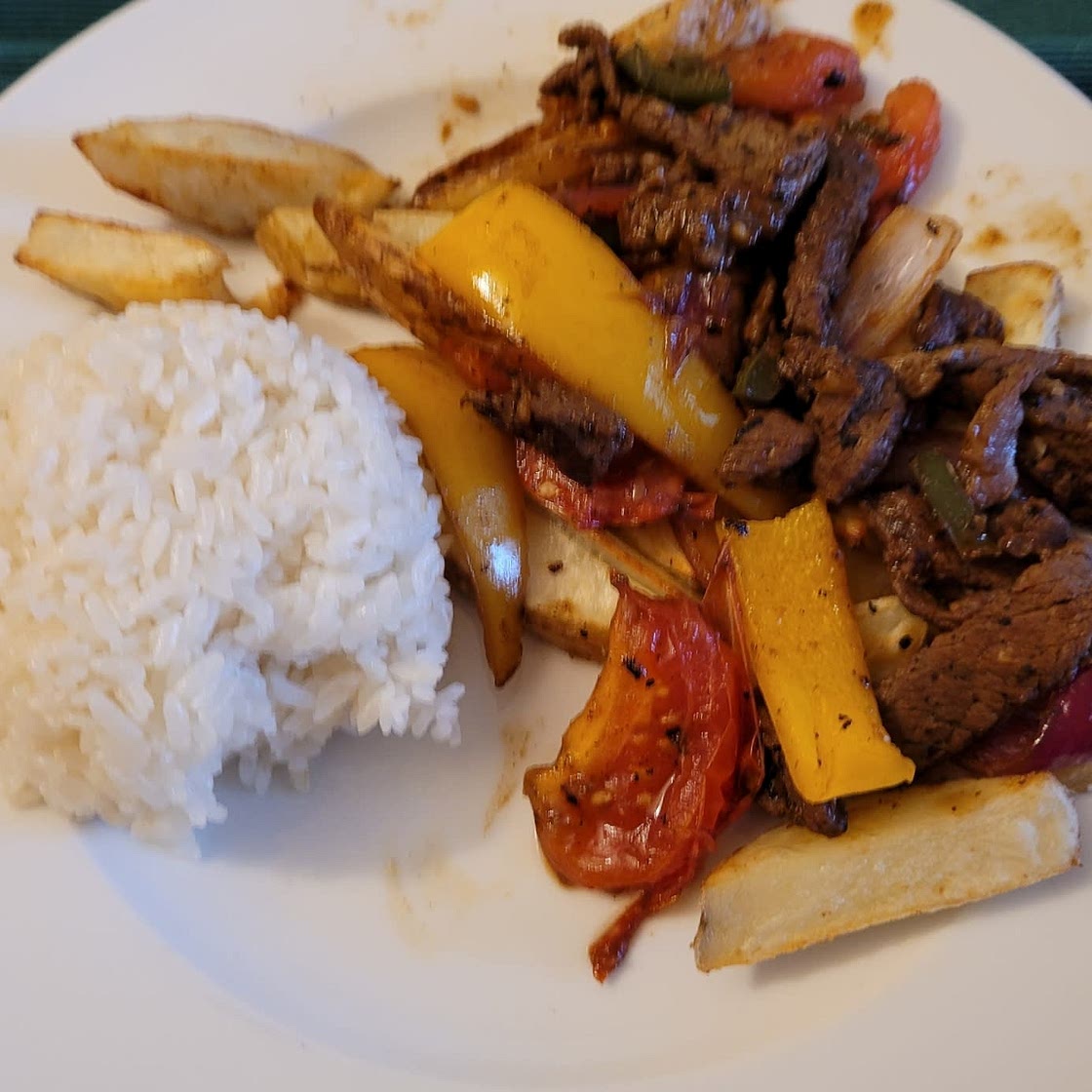 Lomo Saltado (Peruvian Beef Stir Fry)
