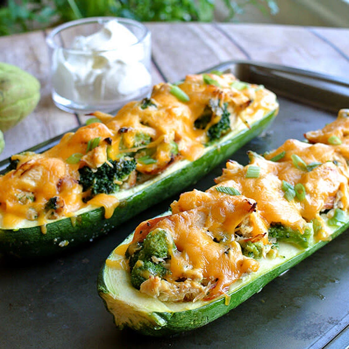 KETO BROCCOLI CHICKEN ZUCCHINI BOATS