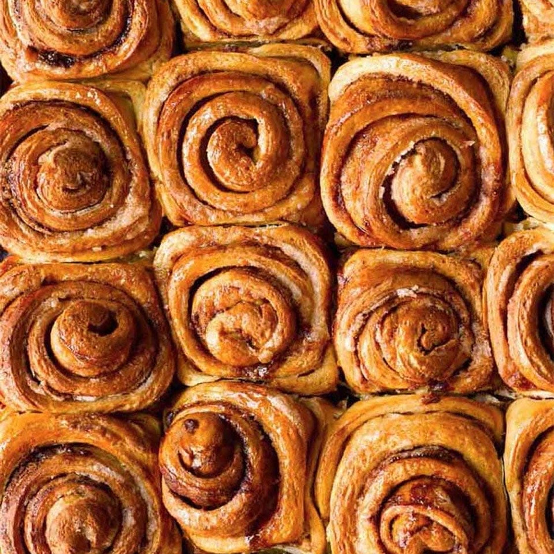 Lower calorie cinnamon rolls