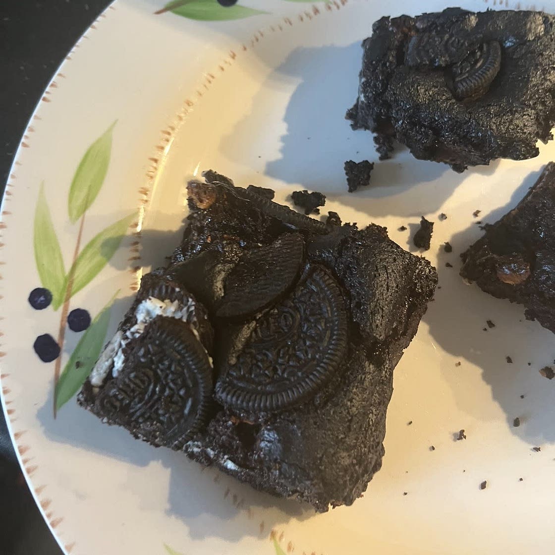 4-Ingredient Nutella & Oreo Brownies
