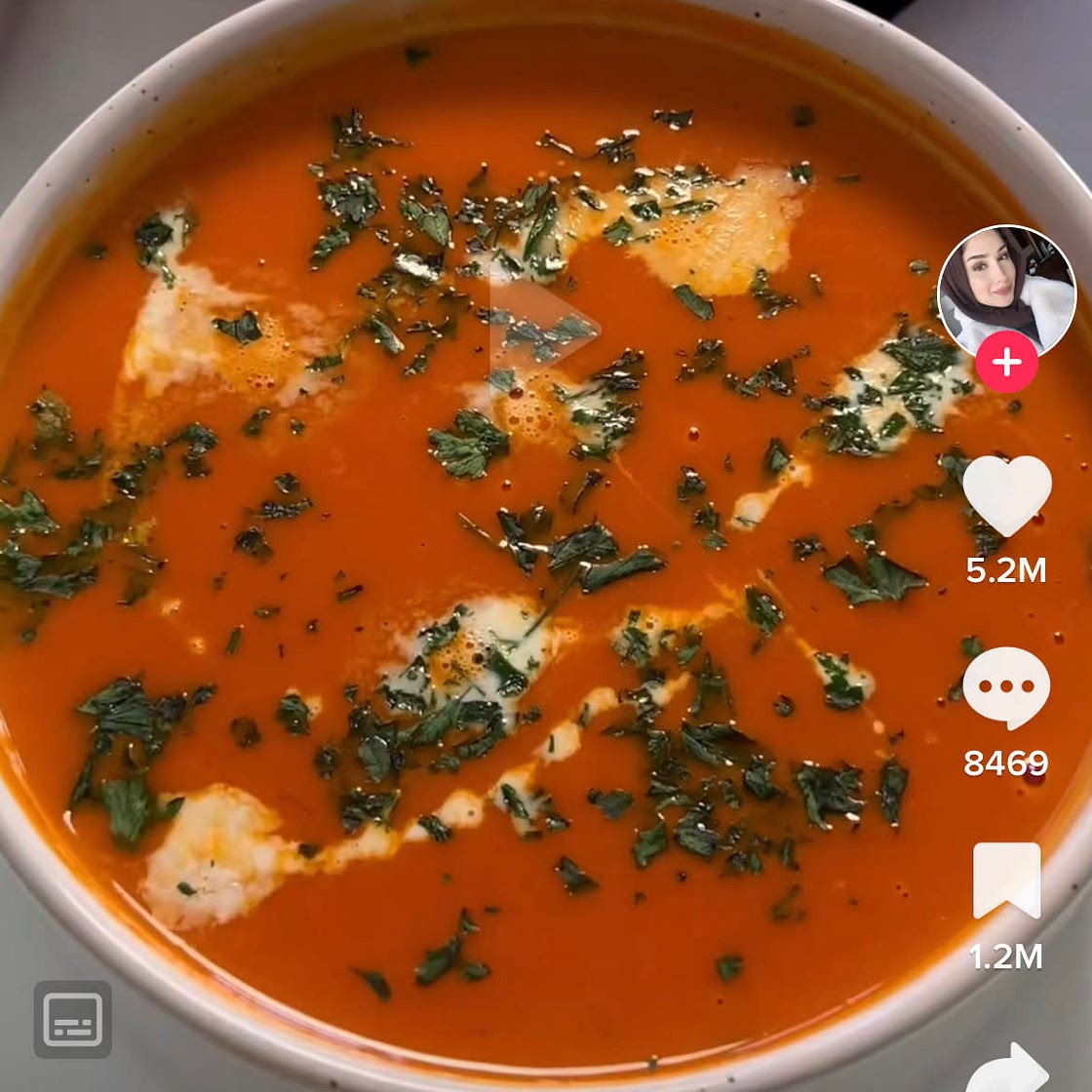 Tomato red pepper bisque