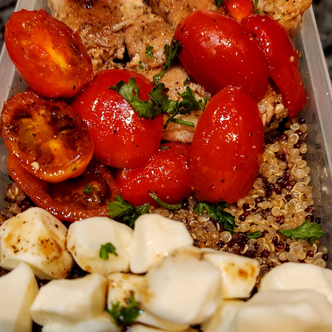 Caprese Chicken Quinoa Bowl
