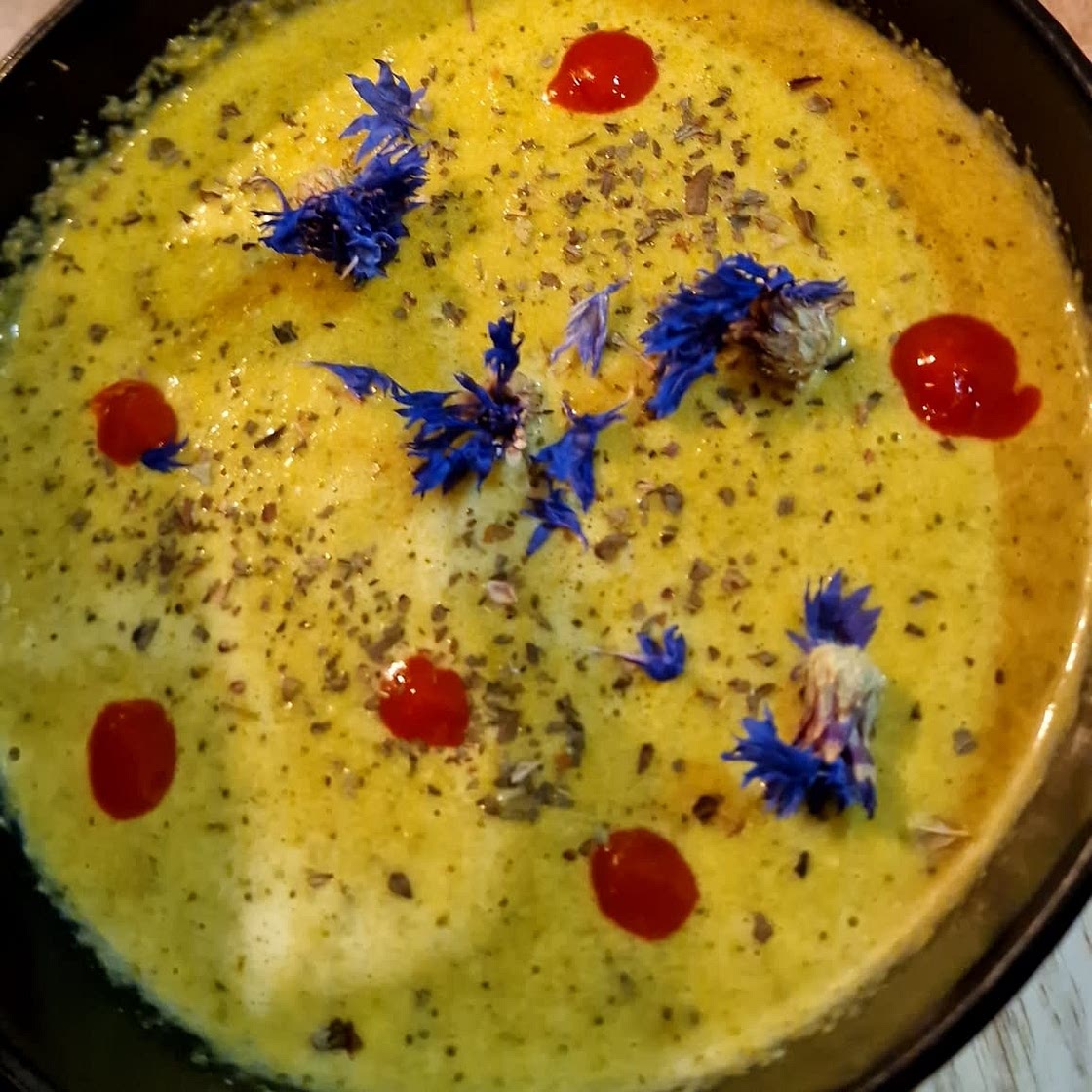 Crockpot Broccoli Turmeric Soup (keto, vegan)