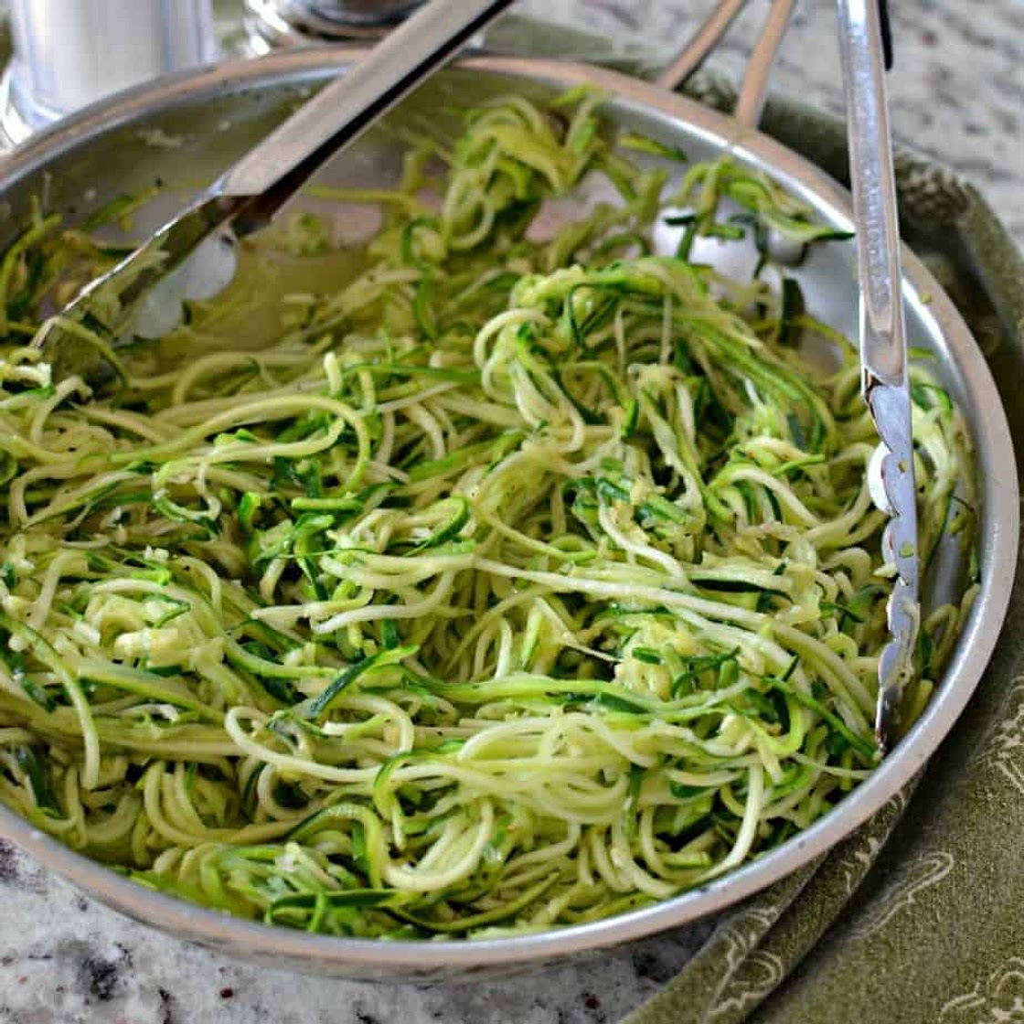 Green sauce zoodles spaghetti