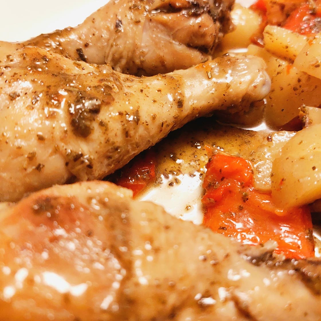 Roasted chicken with red peppers and potatoes