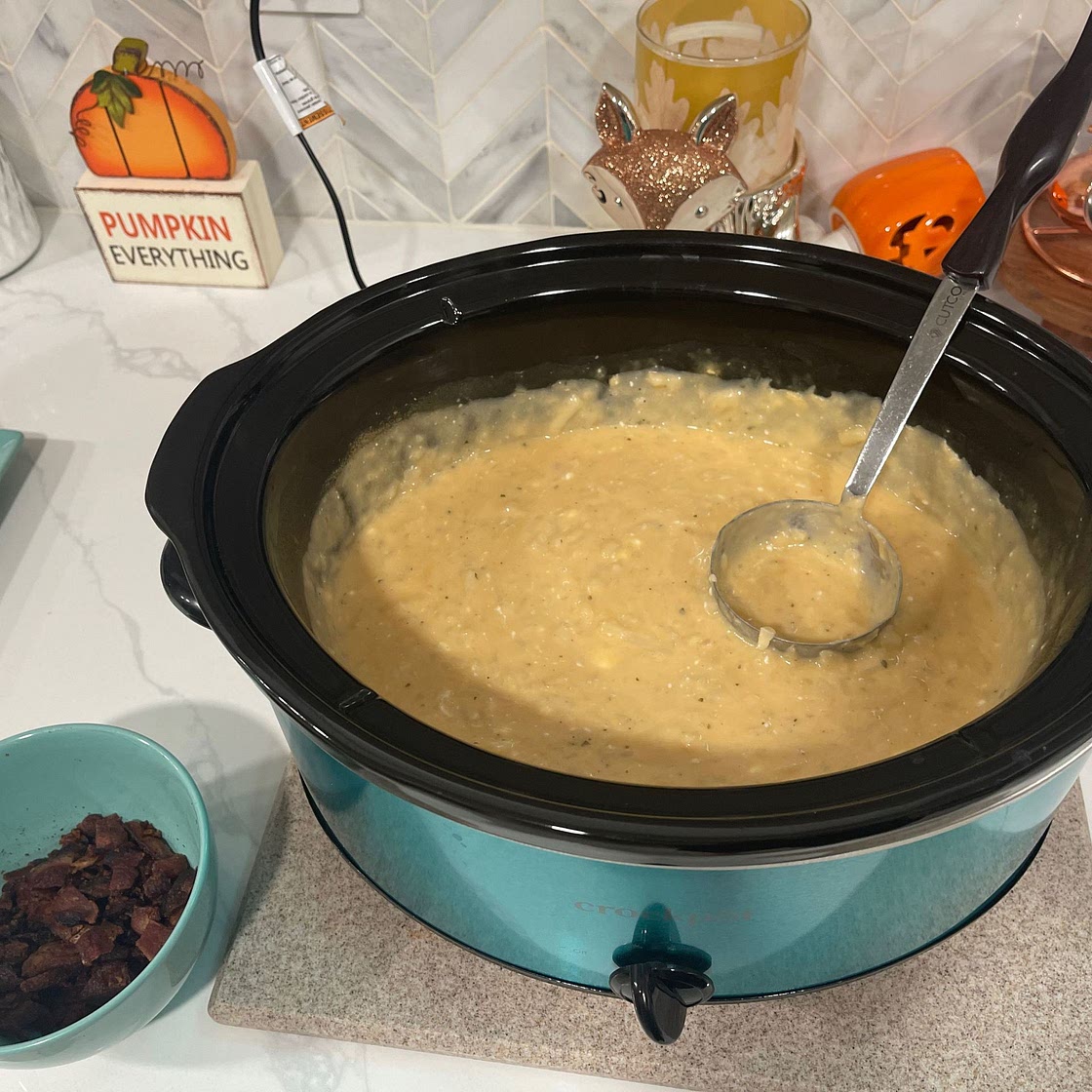 Slow Cooker Crack Potato Soup