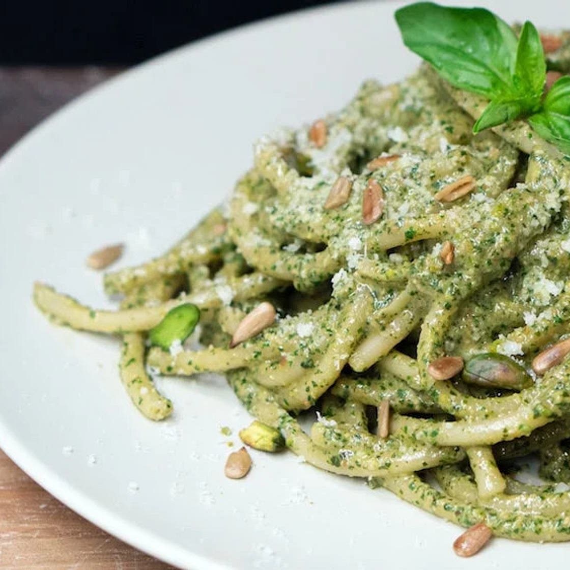 SPAGHETTIS AU PESTO DE PISTACHES