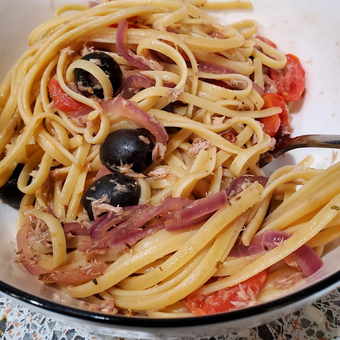 Pasta alla Puttanesca with Canned Tuna (Italy)