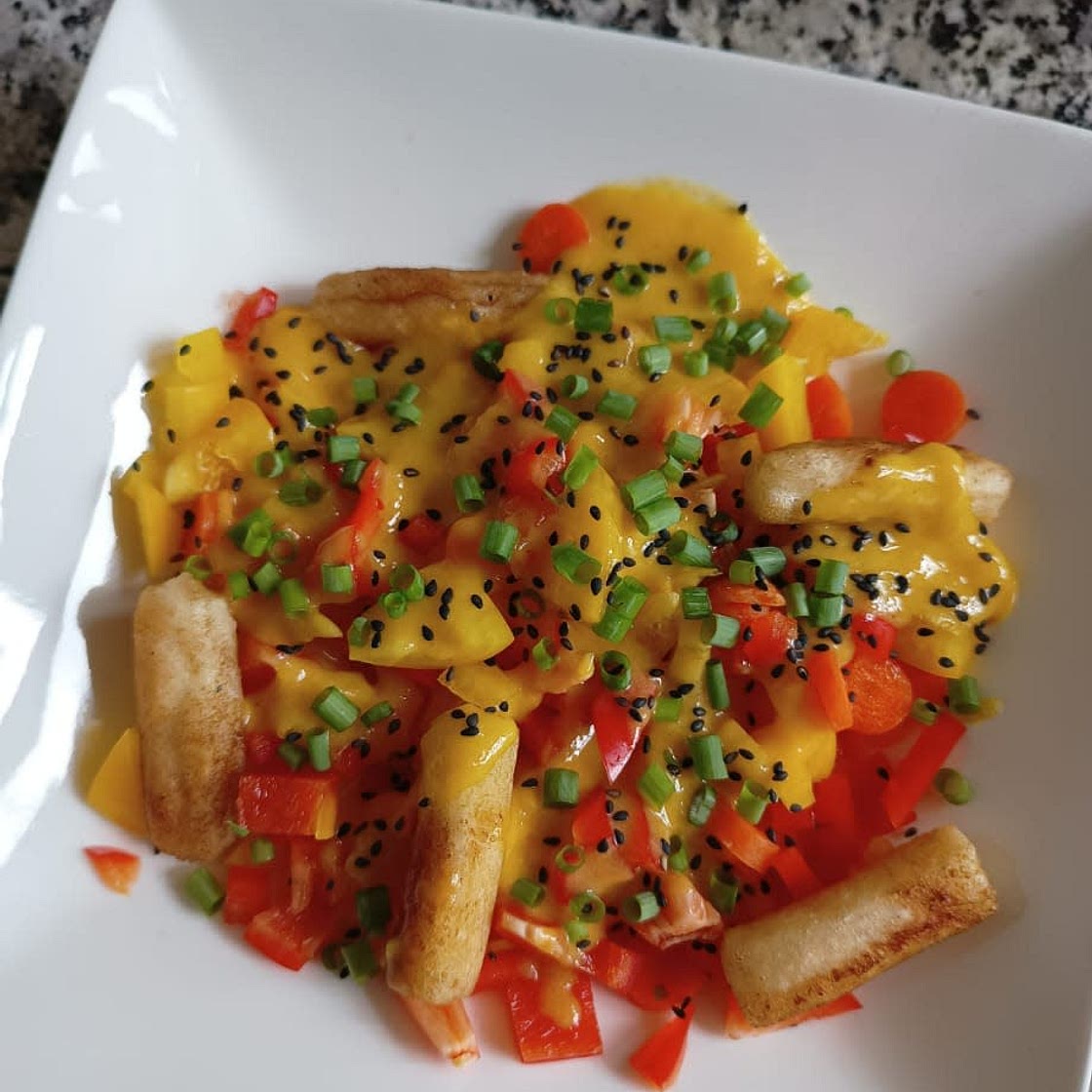 Mango dressing w/Rice cakes.