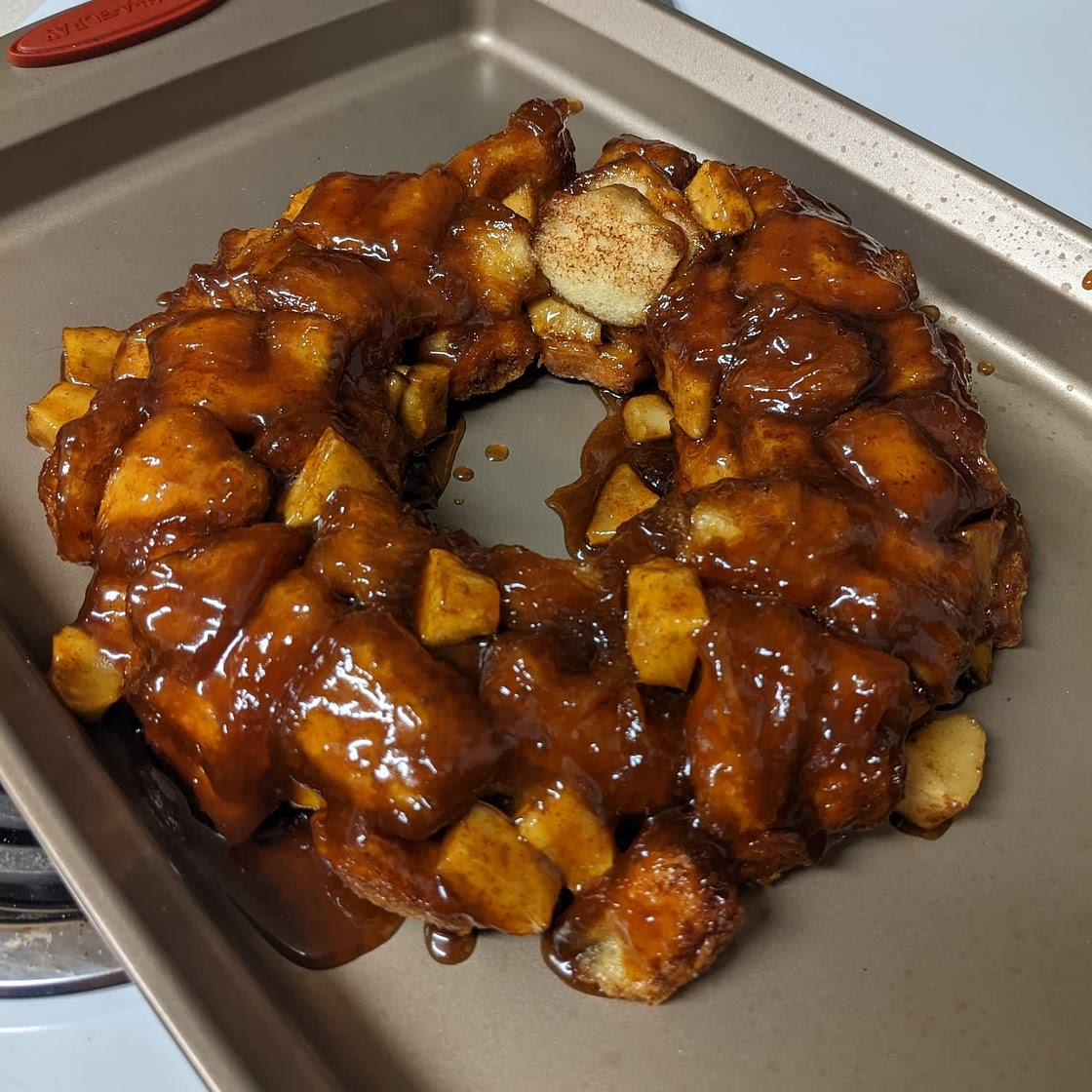 Easy Caramel Apple Monkey Bread
