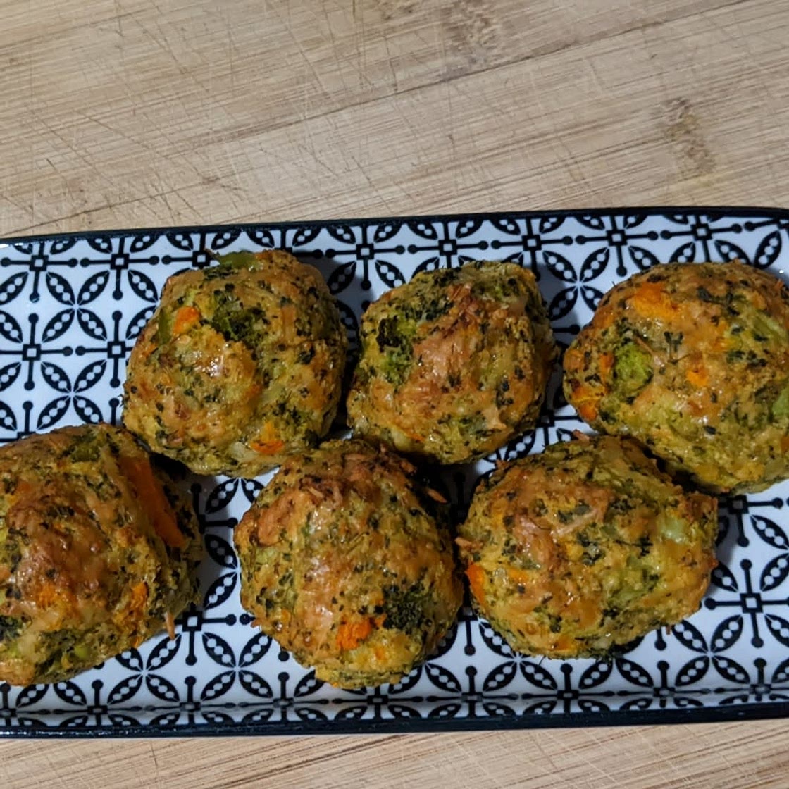 Broccoli Cheese Balls: Low Carb Keto