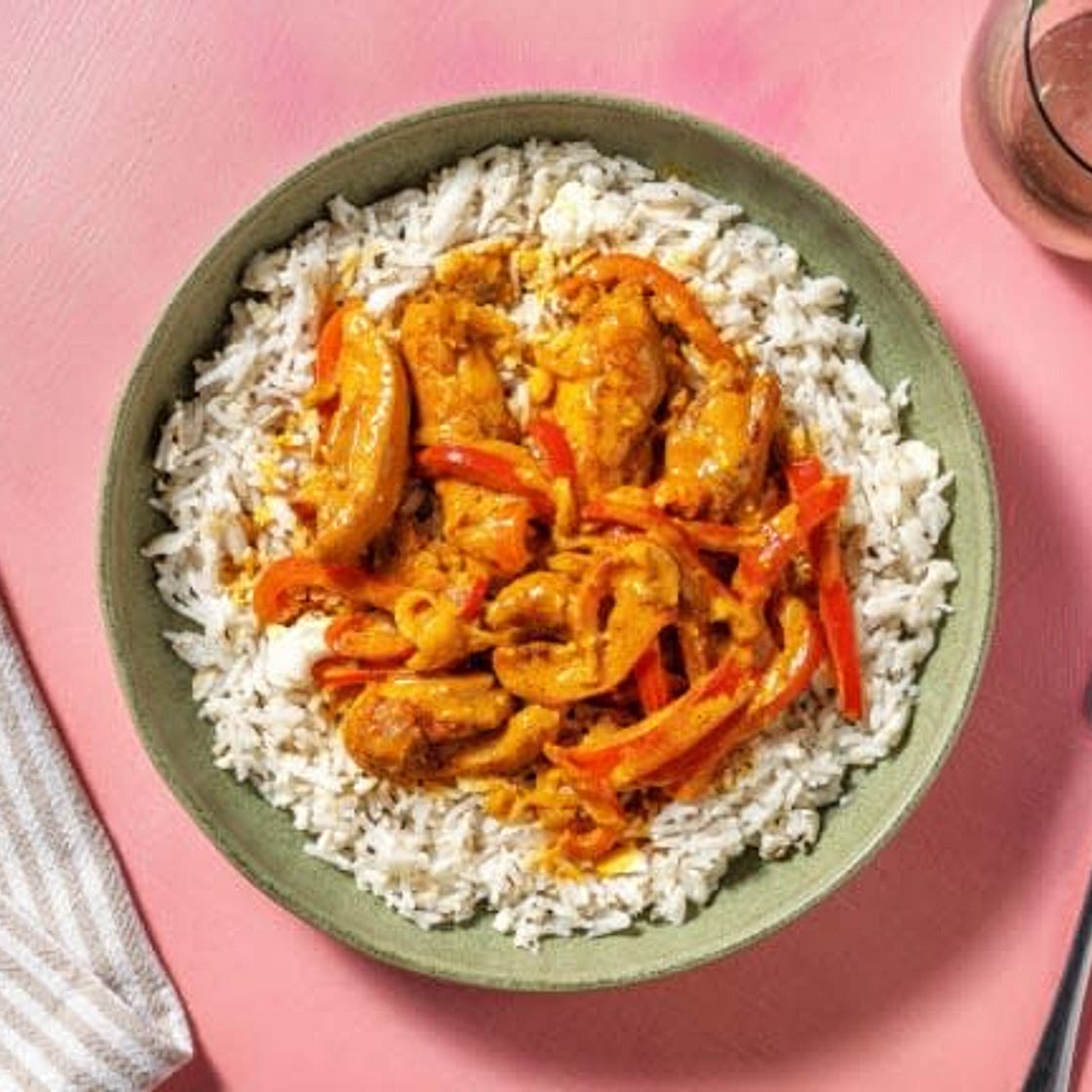Curry met gekruide kippenreepjes