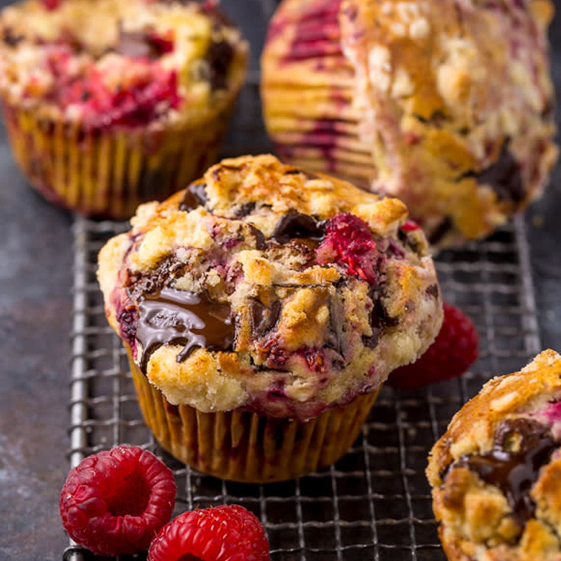 Choc & Raspberry Muffin