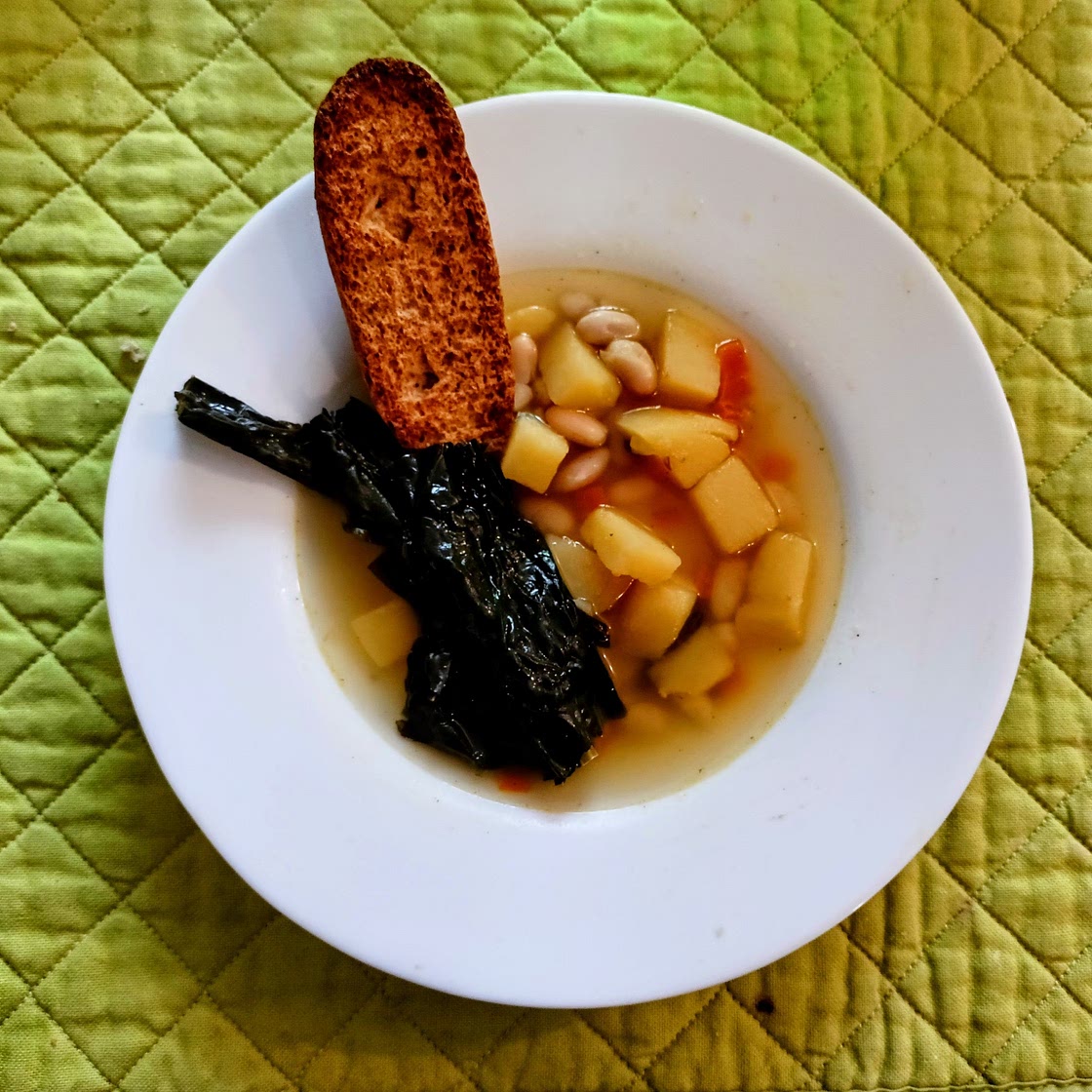 Tuscan kale, potatoes and beans soup