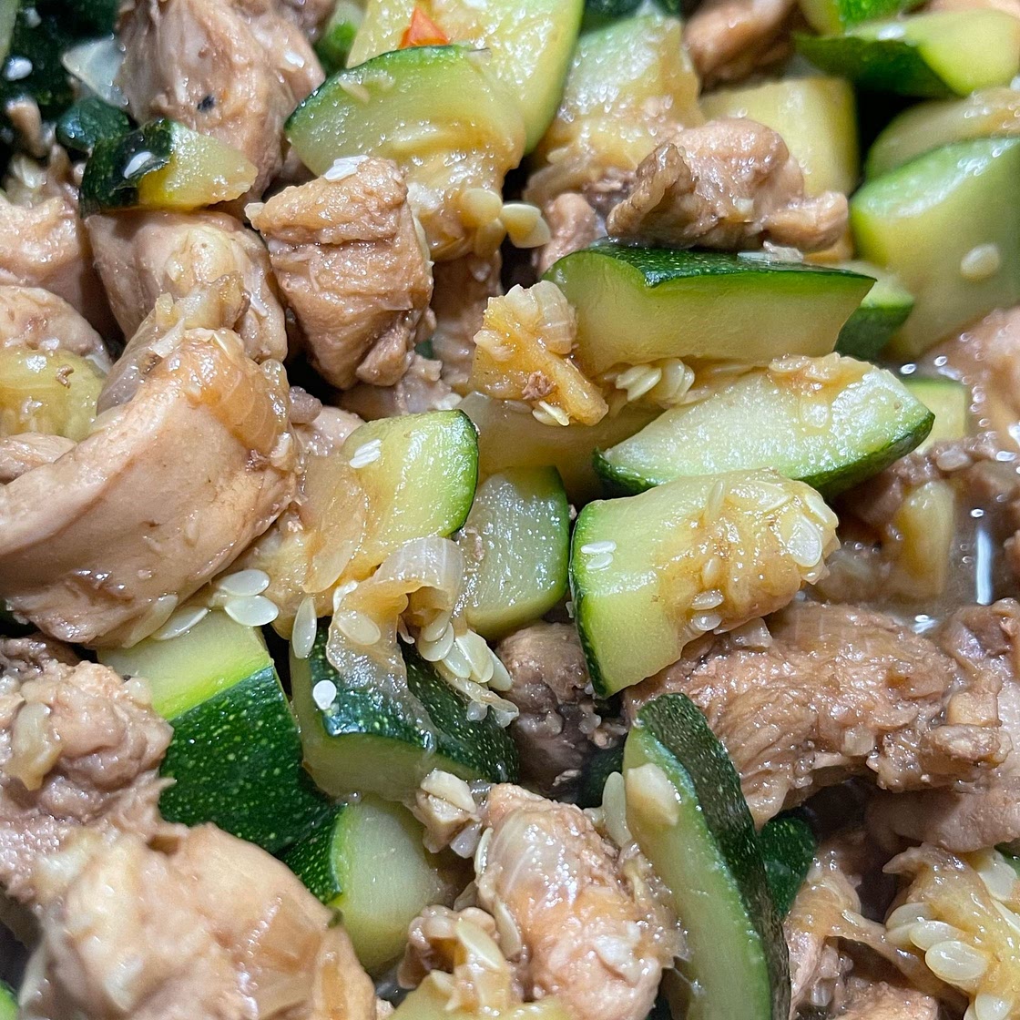 QUICK & EASY Zucchini + Chicken Stir Fry
