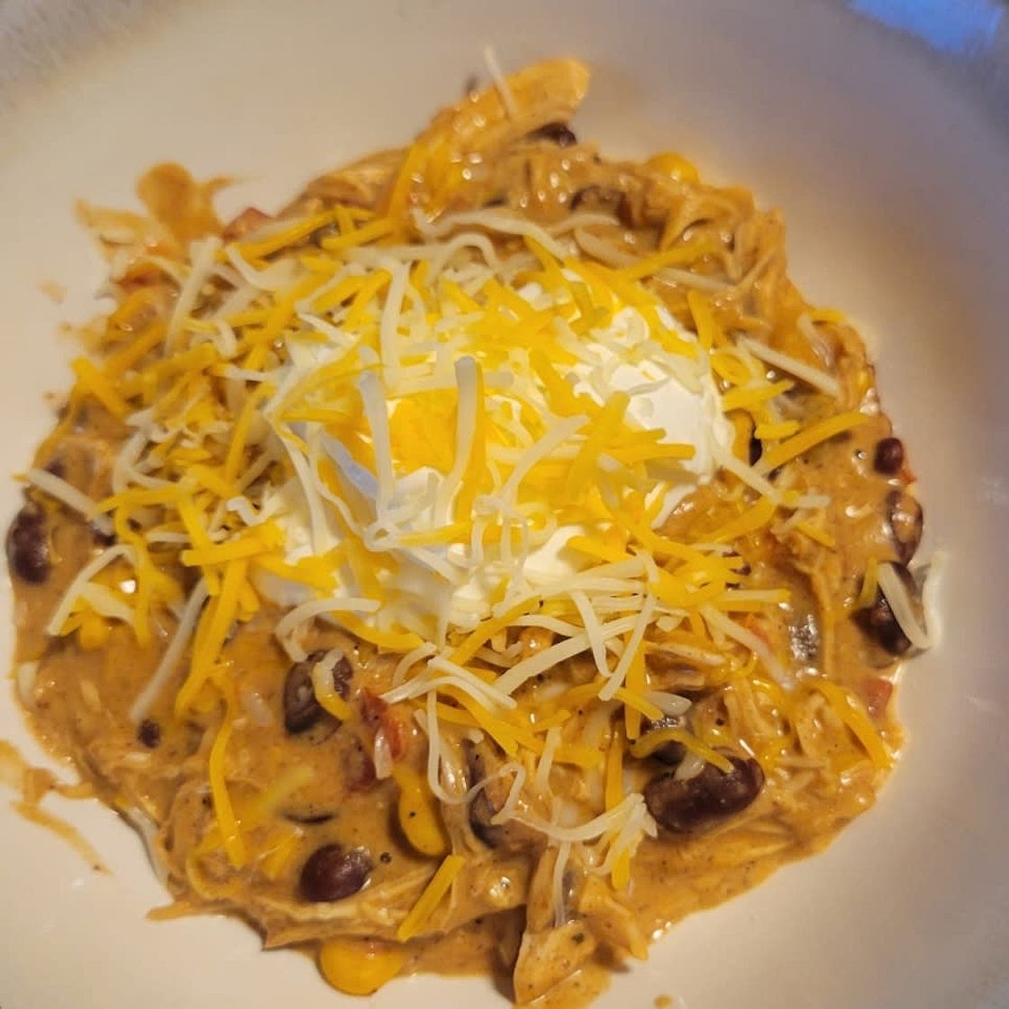 Crockpot Cream cheese chicken chili
