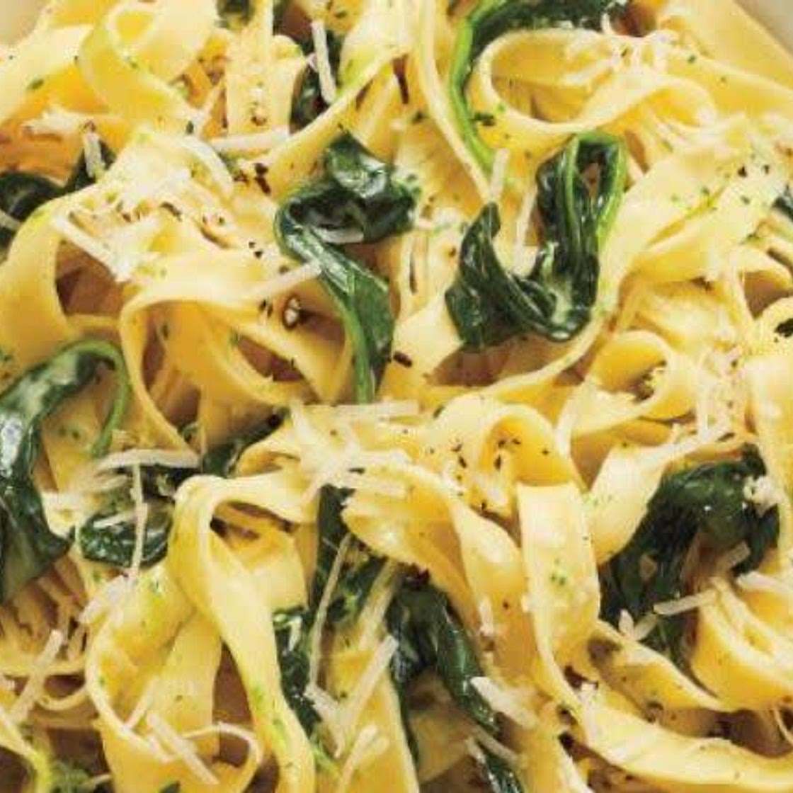 Fettuccine with Creamy Pesto
