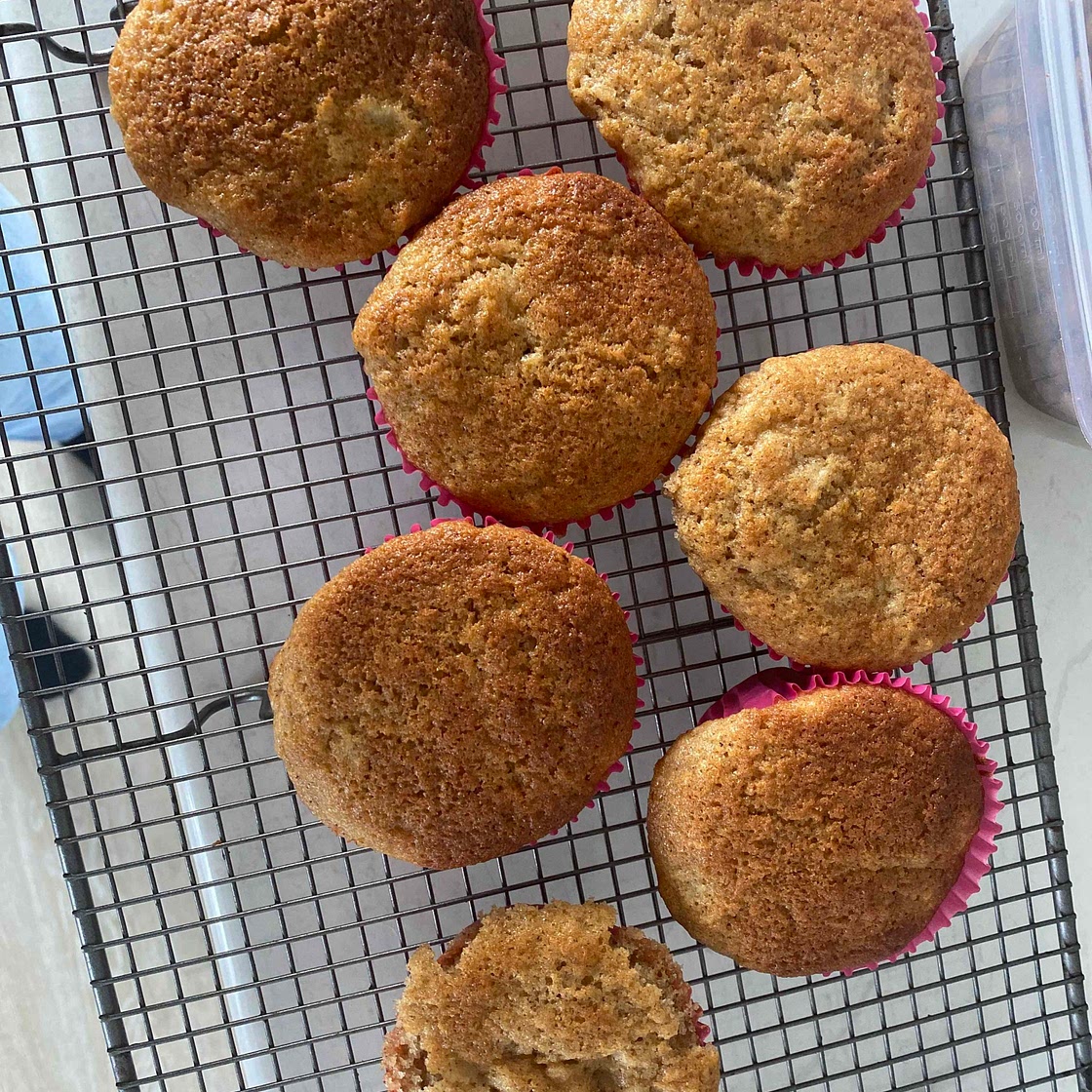 Nannas apple cinnamon muffins