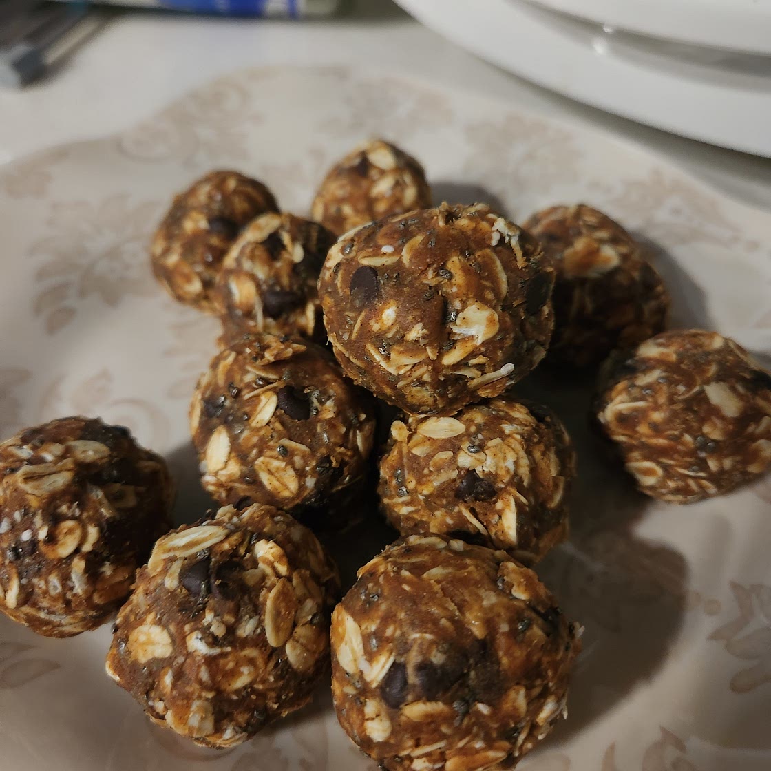 Healthy maca messy balls