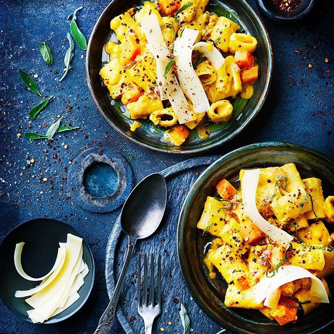 Rigatonis à la bolognaise crémeuse de butternut