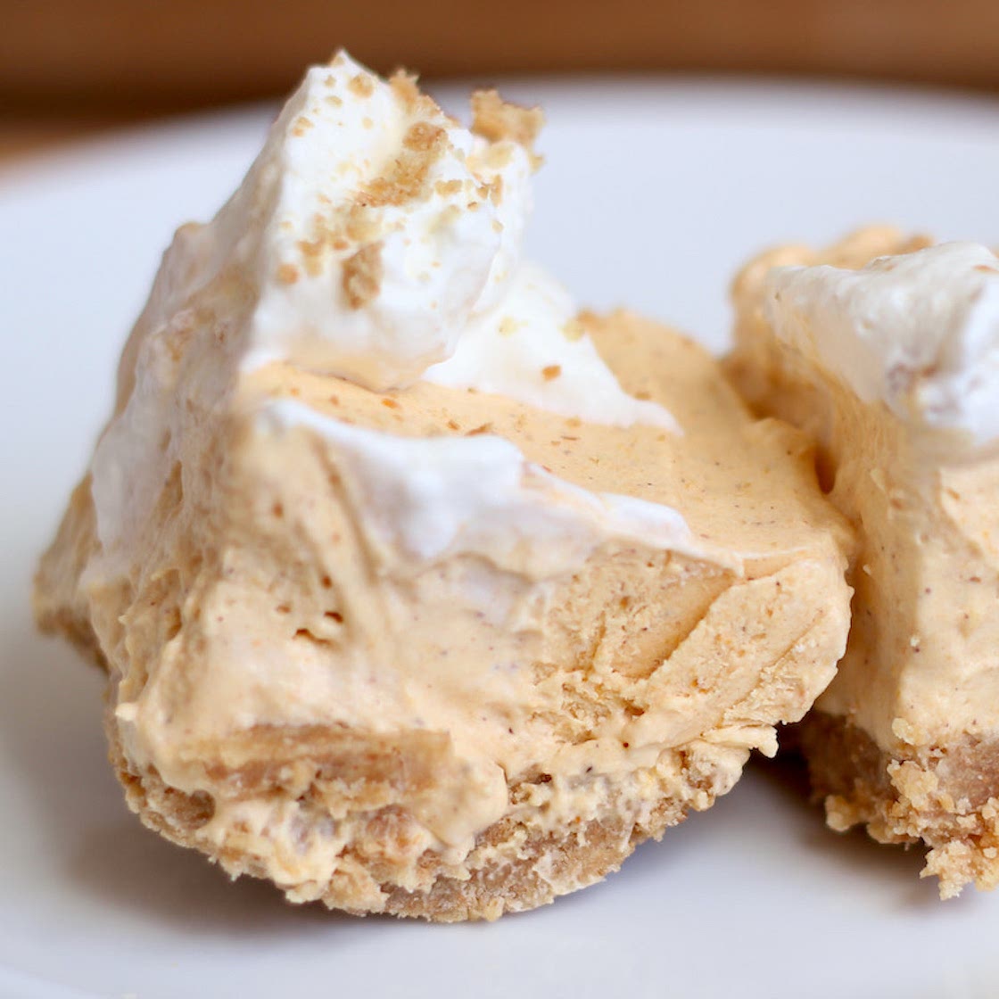 No Bake Pumpkin Cheesecake Bars