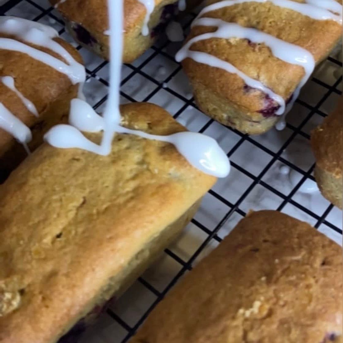 Blackberry & Cinnamon Mini Loaves 
