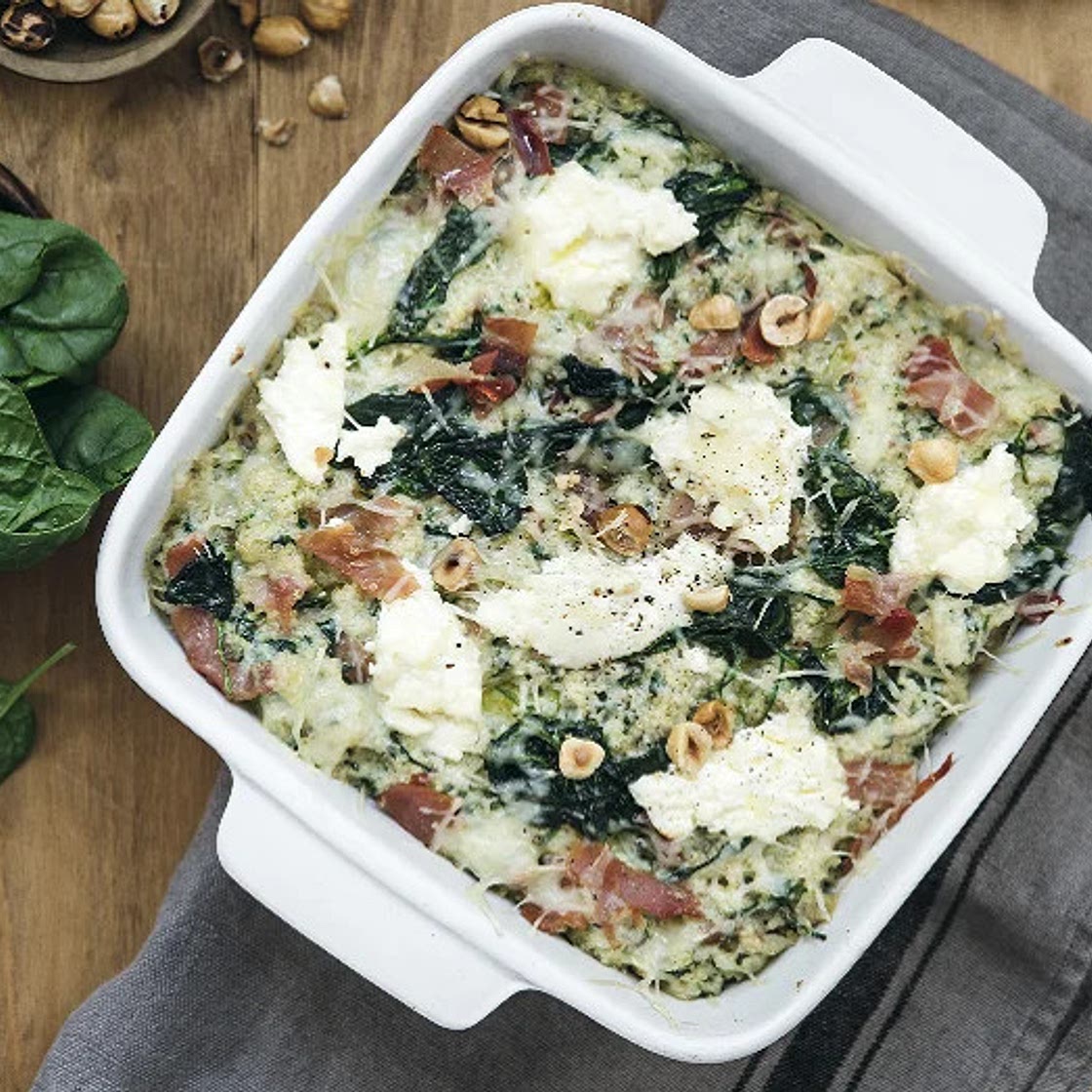 Gratin de quinoa, noisettes, et jambon cru