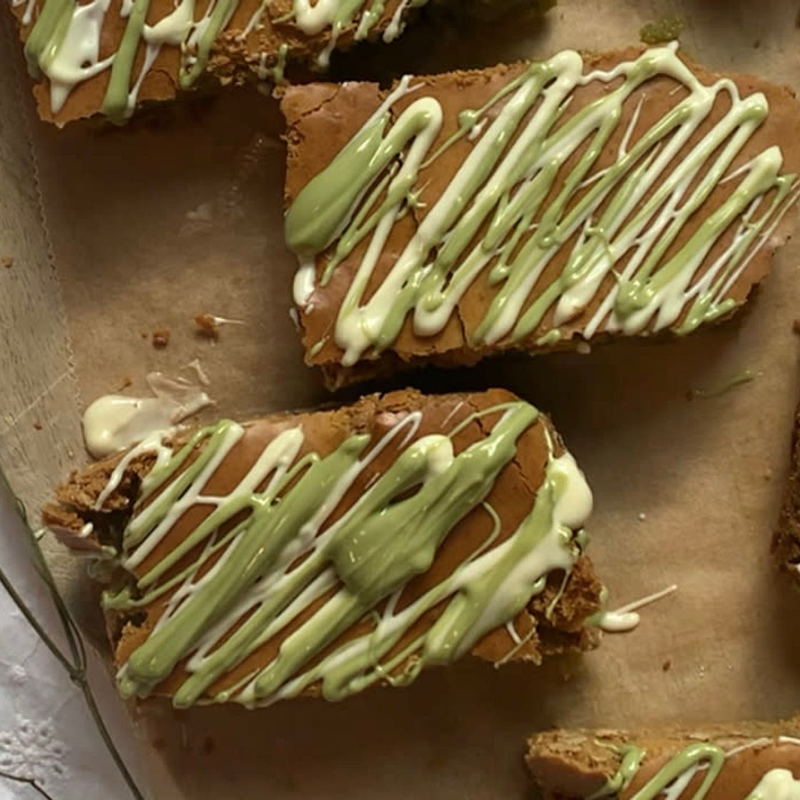 White chocolate matcha brownies🤤