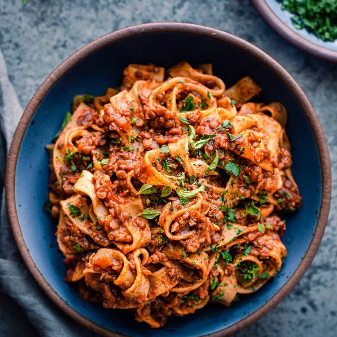 RED WINE RAGÙ WITH TAGLIATELLE