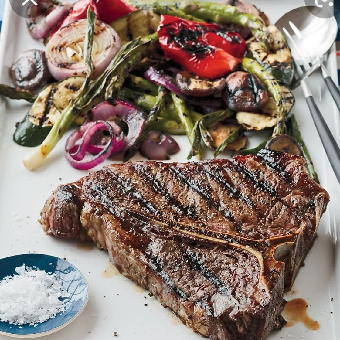 Steak and veggies